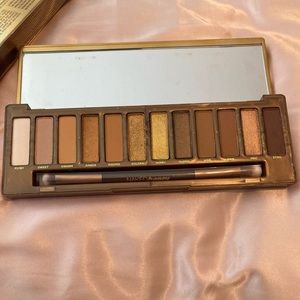 Urban decay honey palette
